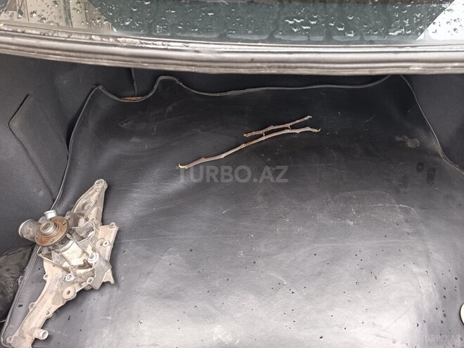 Mercedes C 240 2000, 334,000 km - 2.4 l - Tovuz