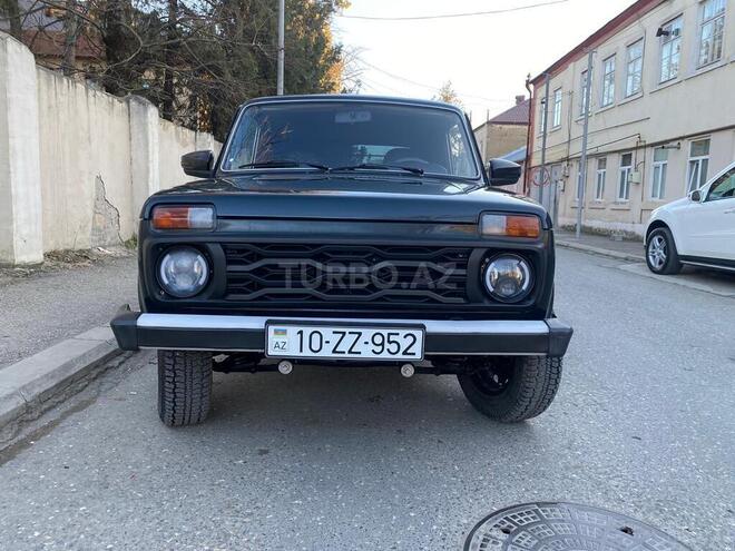 LADA (VAZ) Niva 2015, 220,000 km - 1.7 l - Quba