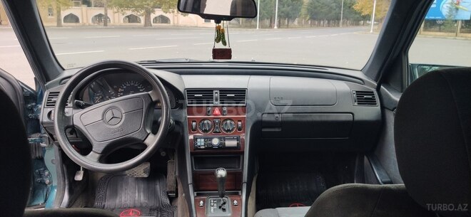 Mercedes C 200 1997, 266,824 km - 2.0 l - Mingəçevir