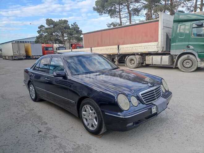 Mercedes E 240 2000, 286,000 km - 2.4 l - Bakı