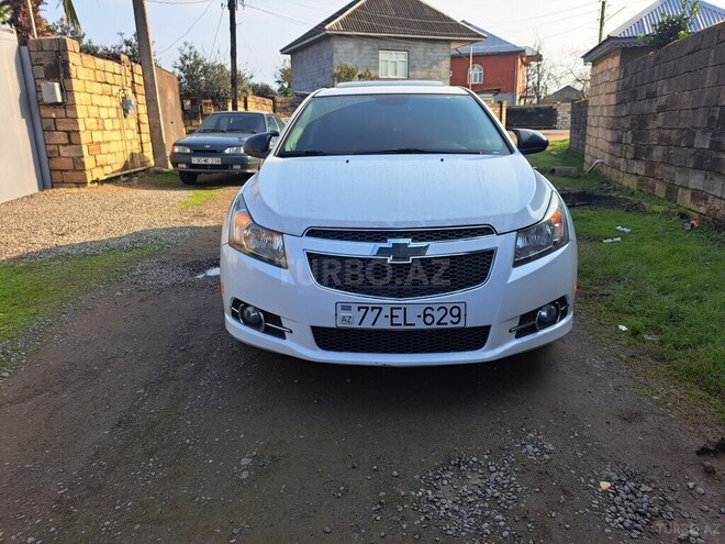 Chevrolet Cruze 2012, 325,000 km - 1.4 l - Astara