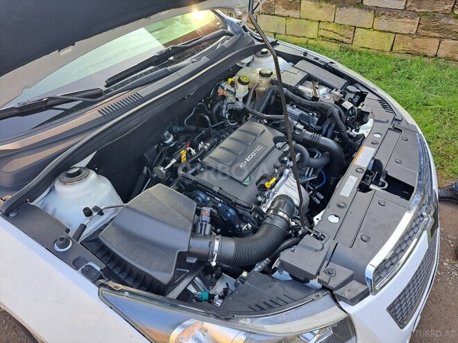 Chevrolet Cruze 2012, 325,000 km - 1.4 l - Astara