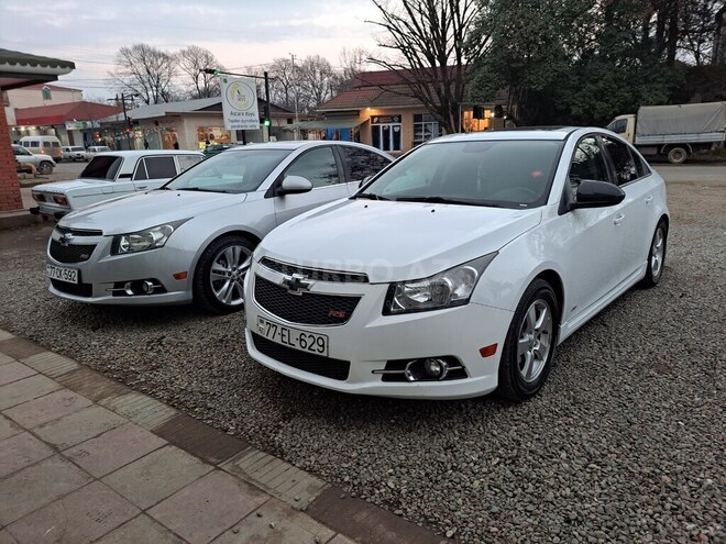 Chevrolet Cruze 2012, 325,000 km - 1.4 l - Astara