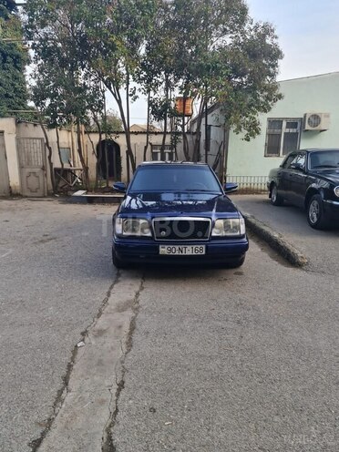 Mercedes E 220 1995, 525,000 km - 2.2 l - Bakı