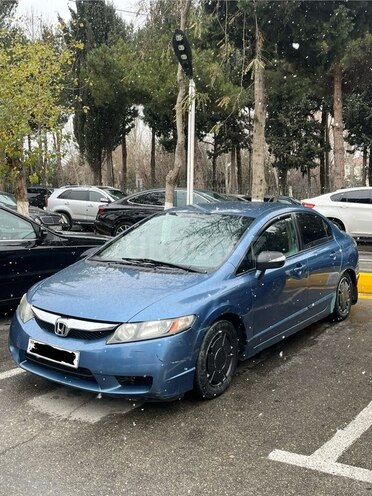 Honda Civic 2008, 200,000 km - 1.3 л - Bakı
