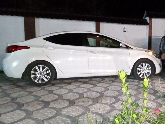 Hyundai Elantra 2012, 205,634 km - 1.8 l - Bakı