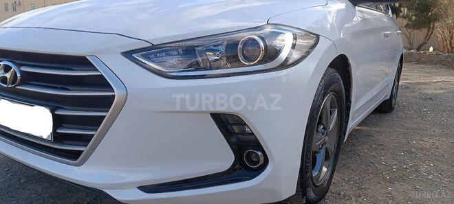 Hyundai Elantra 2016, 190,000 km - 1.6 l - Bakı