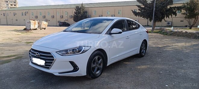Hyundai Elantra 2016, 190,000 km - 1.6 l - Bakı