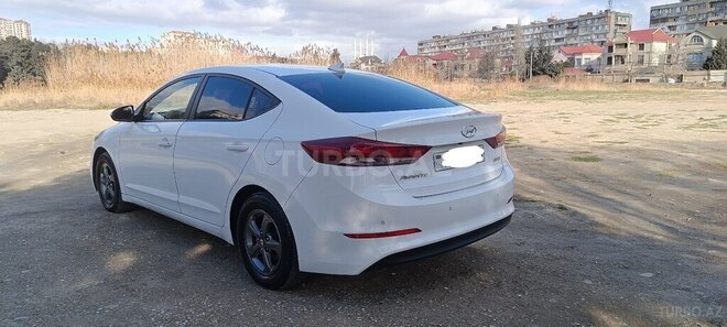 Hyundai Elantra 2016, 190,000 km - 1.6 l - Bakı