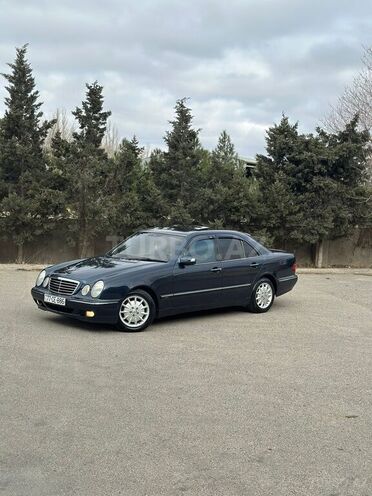 Mercedes E 240 2000, 314,000 km - 2.4 l - Bakı