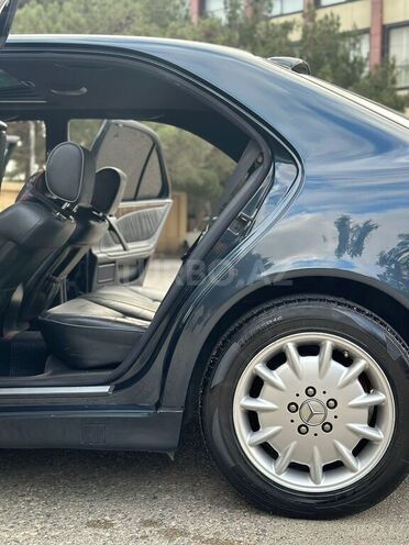 Mercedes E 240 2000, 314,000 km - 2.4 l - Bakı
