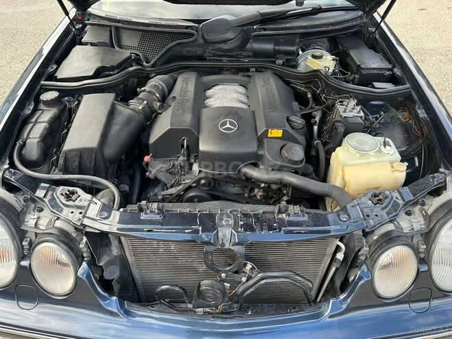 Mercedes E 240 2000, 314,000 km - 2.4 l - Bakı