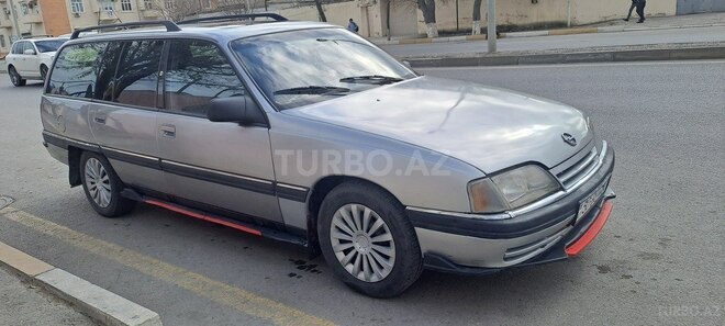 Opel Omega 1992, 357,946 km - 2.0 l - Sumqayıt