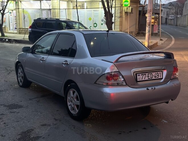Mitsubishi Lancer 2007, 235,000 km - 1.6 l - Bakı