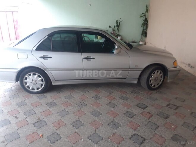 Mercedes C 180 1998, 240,000 km - 1.8 l - Qazax