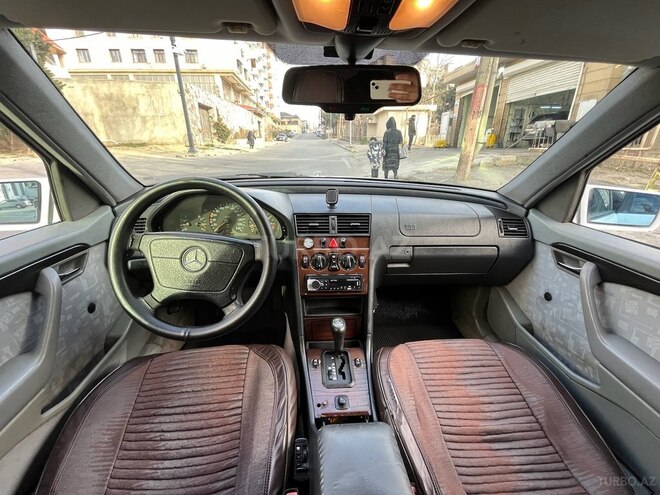 Mercedes C 180 1996, 308,404 km - 1.8 l - Bakı