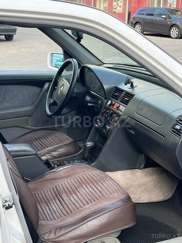 Mercedes C 180 1996, 308,404 km - 1.8 l - Bakı
