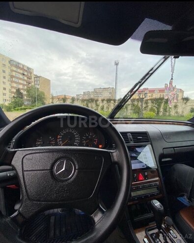 Mercedes C 240 2000, 373,000 km - 2.4 l - Bakı