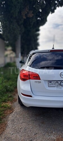 Opel Astra 2011, 203,487 km - 1.4 l - Şəmkir