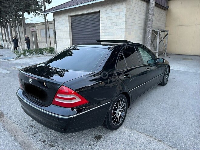 Mercedes C 240 2002, 212,453 km - 2.4 l - Bakı