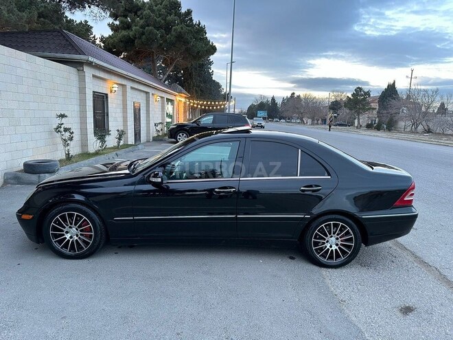 Mercedes C 240 2002, 212,453 km - 2.4 l - Bakı