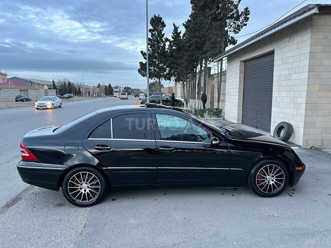 Mercedes C 240 2002, 212,453 km - 2.4 l - Bakı