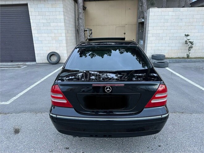 Mercedes C 240 2002, 212,453 km - 2.4 l - Bakı