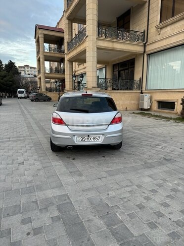 Opel Astra 2005, 178,000 km - 2.0 l - Sumqayıt