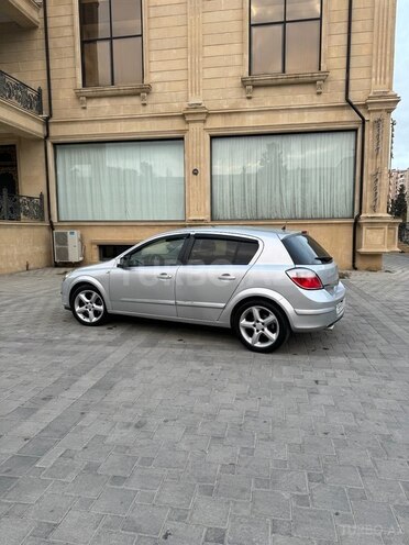 Opel Astra 2005, 178,000 km - 2.0 l - Sumqayıt
