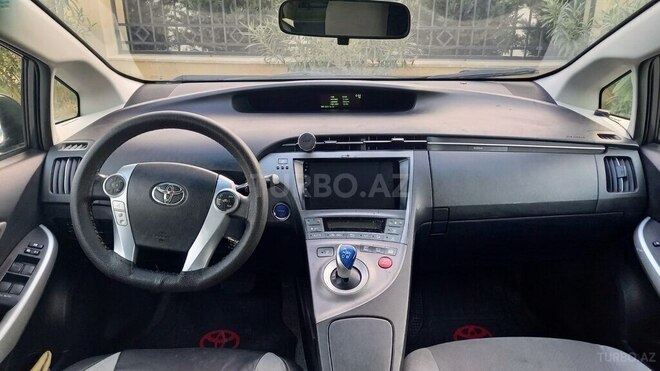Toyota Prius 2013, 231,000 km - 1.8 л - Bakı