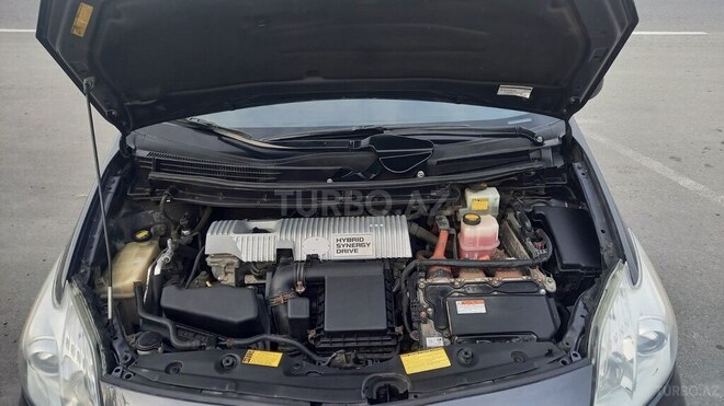 Toyota Prius 2013, 231,000 km - 1.8 л - Bakı
