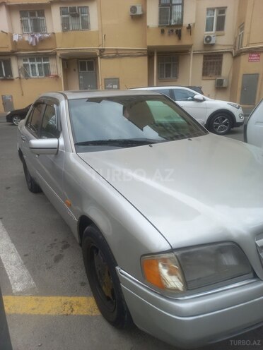 Mercedes C 220 1995, 362,200 km - 2.2 л - Bakı