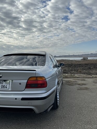 BMW 528 1998, 378,000 km - 2.8 л - Bakı