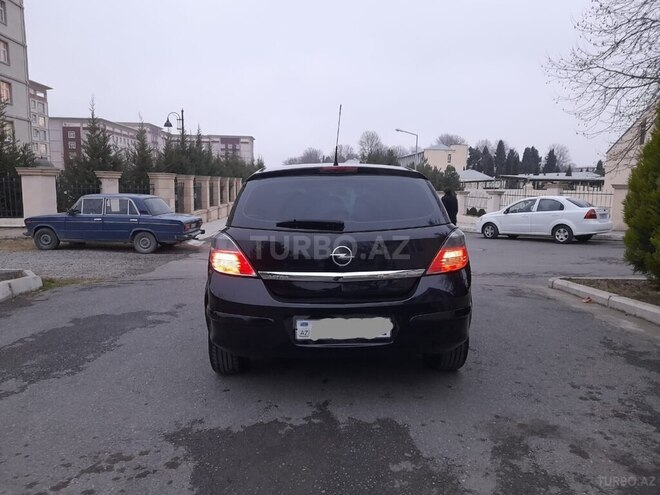 Opel Astra 2010, 250,000 km - 1.4 l - Gəncə