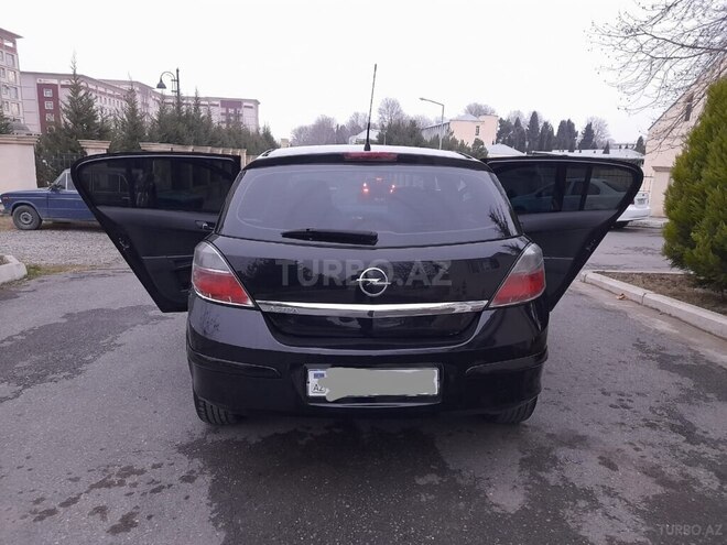 Opel Astra 2010, 250,000 km - 1.4 l - Gəncə