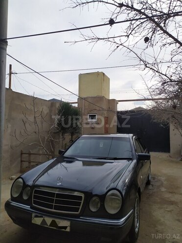 Mercedes E 230 1996, 395,000 km - 2.3 l - Bakı