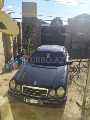 Mercedes E 230 1996, 395,000 km - 2.3 l - Bakı