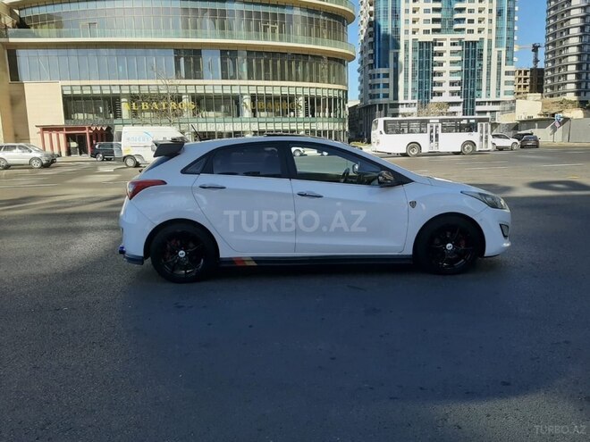 Hyundai i30 2011, 196,800 km - 1.6 l - Bakı