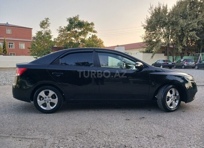 Kia Cerato 2011, 2,820,000 km - 1.6 l - Kürdəmir
