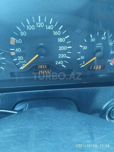 Mercedes C 200 1998, 292,000 km - 2.0 l - Bakı