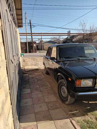 LADA (VAZ) 2107 2007, 47,852 km - 1.6 l - Salyan