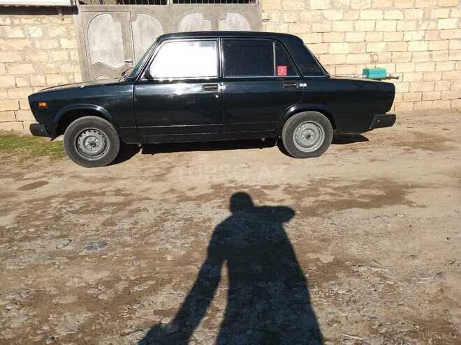 LADA (VAZ) 2107 2007, 47,852 km - 1.6 l - Salyan