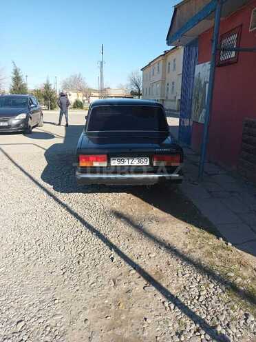 LADA (VAZ) 2107 2007, 47,852 km - 1.6 l - Salyan