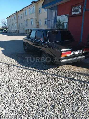 LADA (VAZ) 2107 2007, 47,852 km - 1.6 l - Salyan