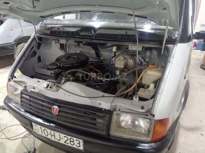 GAZ 33023-744 1998, 250,000 km - 2.4 l - Quba