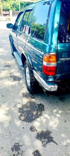 Nissan Pathfinder 1998, 300,000 km - 3.3 l - Bakı