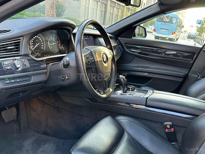BMW 750 2009, 119,000 km - 4.4 l - Bakı