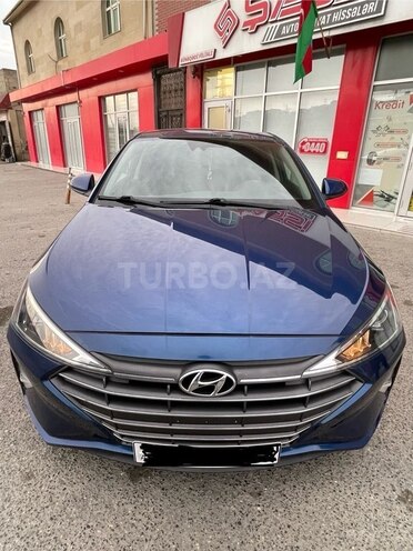 Hyundai Elantra 2018, 80,000 km - 2.0 л - Bakı
