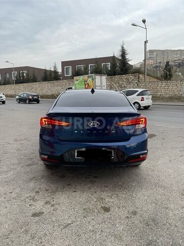 Hyundai Elantra 2018, 80,000 km - 2.0 л - Bakı