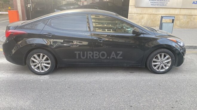 Hyundai Elantra 2014, 175,418 km - 1.8 l - Bakı